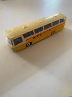 Modelbus des Typ`s Neoplan Bus Postauto PTT 1/87 Majorette
